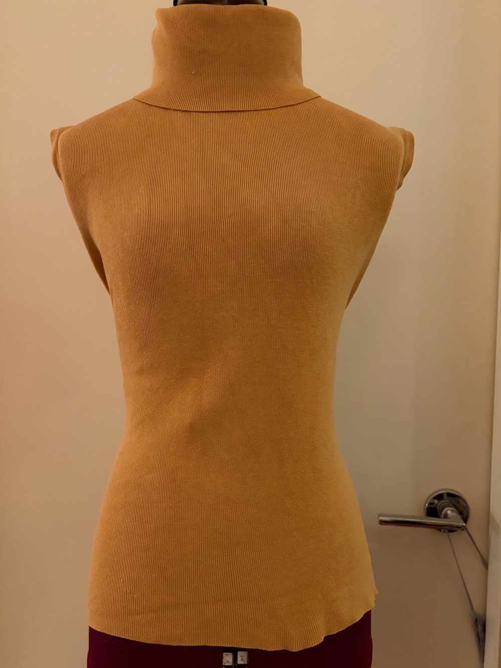 Vintage Joseph A. Golden Yellow Ribbed Silk- Blend Sleeveless Turtleneck XL